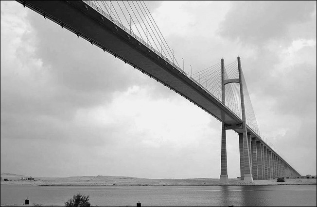 Иллюстрация к книге — 100 великих чудес света [i_084.jpg]