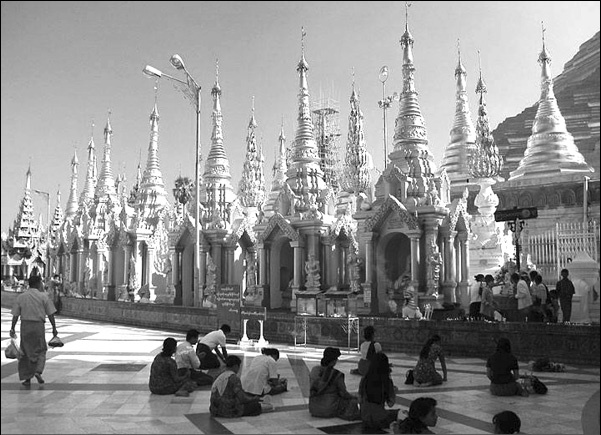 Иллюстрация к книге — 100 великих чудес света [i_087.jpg]