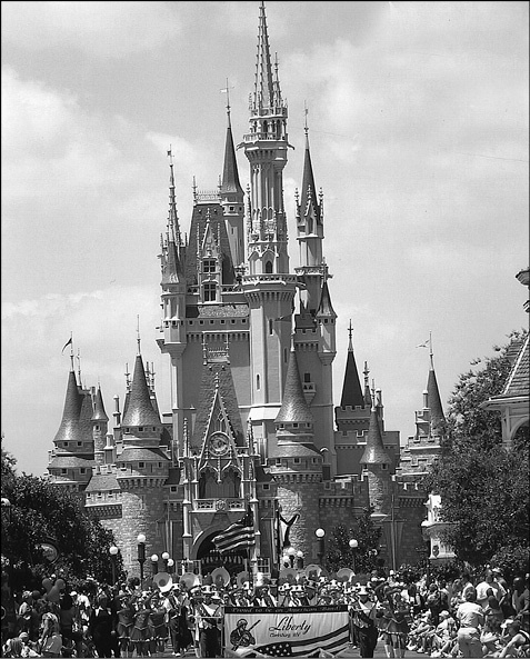 Иллюстрация к книге — 100 великих чудес света [i_096.jpg]