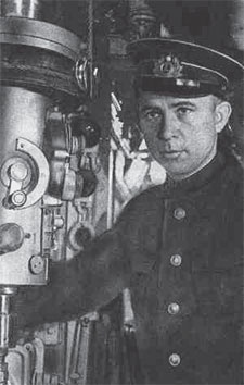 Иллюстрация к книге — 100 великих загадок истории флота [i_033.jpg]