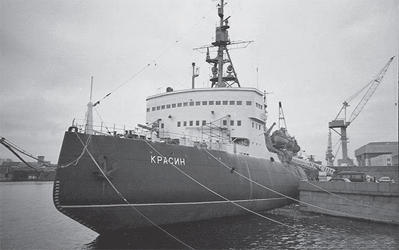 Иллюстрация к книге — 100 великих загадок истории флота [i_082.jpg]