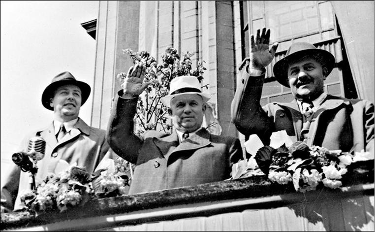 Иллюстрация к книге — Реформатор [i_022.jpg]