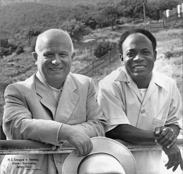 Иллюстрация к книге — Н. С. Хрущев. Воспоминания. Время. Люди. Власть. В 2 книгах. Книга 2 [i_026.jpg]