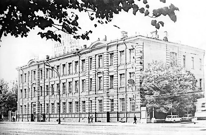 Иллюстрация к книге — Марина Цветаева. Беззаконная комета [i_019.jpg]