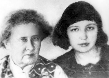 Иллюстрация к книге — Марина Цветаева. Беззаконная комета [i_058.jpg]