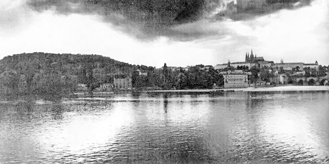 Иллюстрация к книге — Марина Цветаева. Беззаконная комета [i_142.jpg]