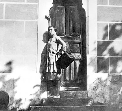 Иллюстрация к книге — Марина Цветаева. Беззаконная комета [i_230.jpg]