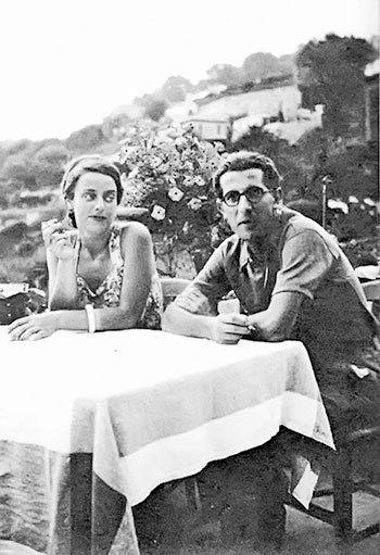 Иллюстрация к книге — Марина Цветаева. Беззаконная комета [i_233.jpg]