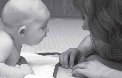 Иллюстрация к книге — PEKiP. Игра и движение. Более 100 развивающих игр для детей первого года жизни [i_019.jpg]