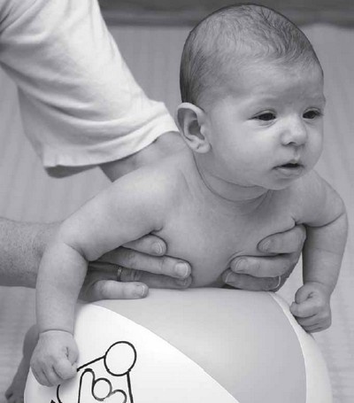 Иллюстрация к книге — PEKiP. Игра и движение. Более 100 развивающих игр для детей первого года жизни [i_028.jpg]