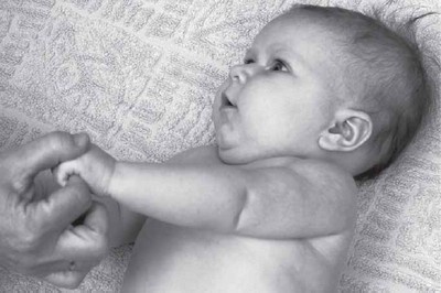 Иллюстрация к книге — PEKiP. Игра и движение. Более 100 развивающих игр для детей первого года жизни [i_029.jpg]