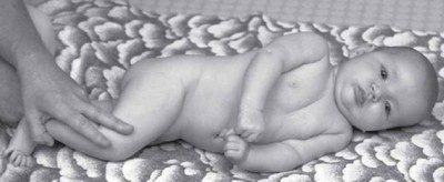 Иллюстрация к книге — PEKiP. Игра и движение. Более 100 развивающих игр для детей первого года жизни [i_045.jpg]