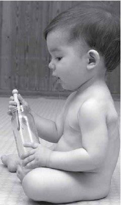 Иллюстрация к книге — PEKiP. Игра и движение. Более 100 развивающих игр для детей первого года жизни [i_080.jpg]