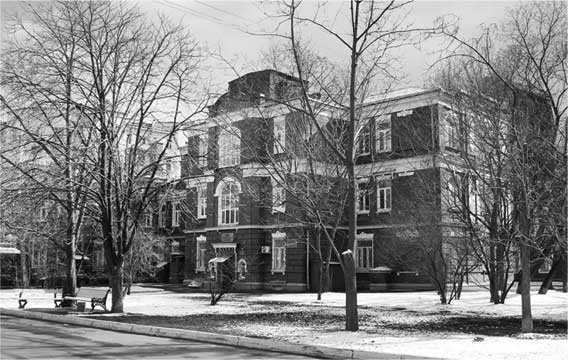 Иллюстрация к книге — Я лечила Высоцкого [i_004.jpg]