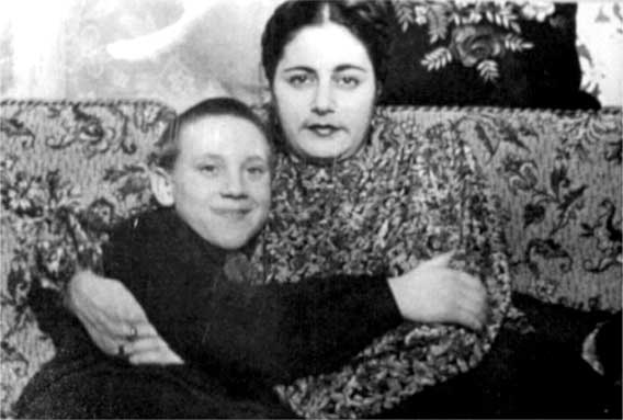 Иллюстрация к книге — Я лечила Высоцкого [i_017.jpg]