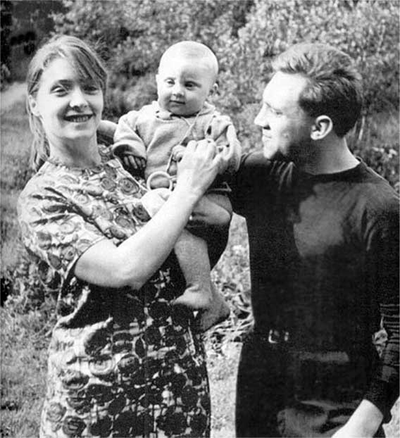 Иллюстрация к книге — Я лечила Высоцкого [i_079.jpg]