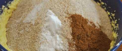 Иллюстрация к книге — Рецепты. Печенье с «изюминкой» [i_023.jpg]