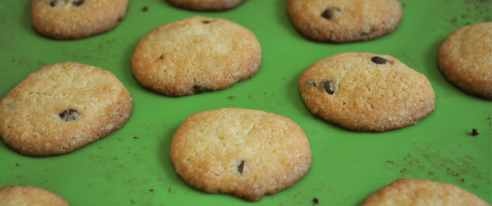 Иллюстрация к книге — Рецепты. Печенье с «изюминкой» [i_032.jpg]