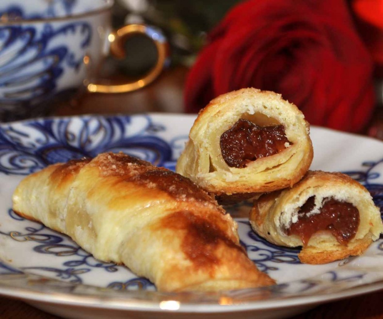 Иллюстрация к книге — Рецепты. Печенье с «изюминкой» [i_033.jpg]