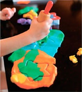 Иллюстрация к книге — Дома весело! Развивающие игры для самых маленьких [i_045.jpg]