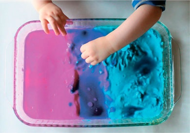 Иллюстрация к книге — Дома весело! Развивающие игры для самых маленьких [i_080.jpg]