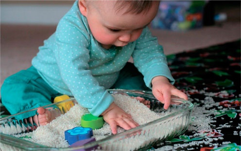 Иллюстрация к книге — Дома весело! Развивающие игры для самых маленьких [i_204.jpg]