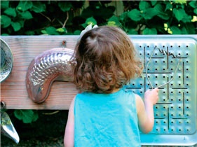 Иллюстрация к книге — Дома весело! Развивающие игры для самых маленьких [i_223.jpg]