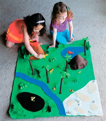 Иллюстрация к книге — Дома весело! Развивающие игры для самых маленьких [i_257.jpg]