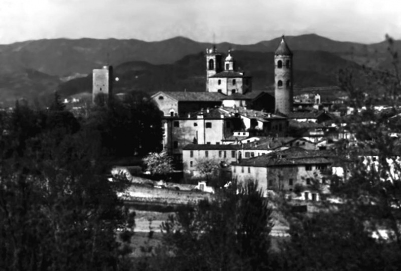 Иллюстрация к книге — Моника Беллуччи. Кто простит мне мою красоту [i_017.jpg]