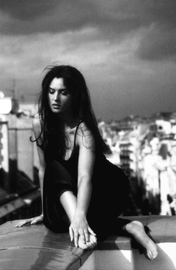 Иллюстрация к книге — Моника Беллуччи. Кто простит мне мою красоту [i_036.jpg]