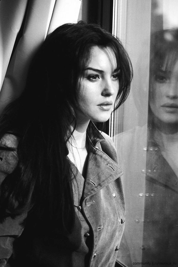 Иллюстрация к книге — Моника Беллуччи. Кто простит мне мою красоту [i_076.jpg]