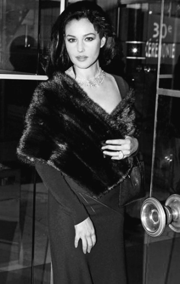 Иллюстрация к книге — Моника Беллуччи. Кто простит мне мою красоту [i_106.jpg]