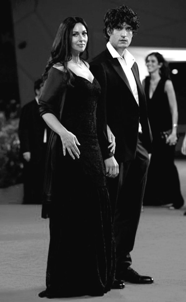 Иллюстрация к книге — Моника Беллуччи. Кто простит мне мою красоту [i_134.jpg]