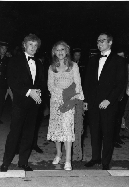 Иллюстрация к книге — Как нам жить? Мои стратегии [i_016.jpg]