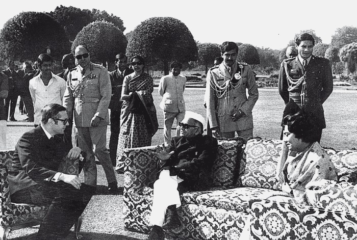 Иллюстрация к книге — Как нам жить? Мои стратегии [i_018.jpg]