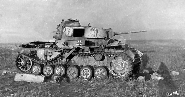 Иллюстрация к книге — Прохоровка. Неизвестное сражение Великой войны [i_013.jpg]