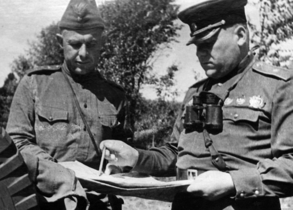 Иллюстрация к книге — Прохоровка. Неизвестное сражение Великой войны [i_021.jpg]