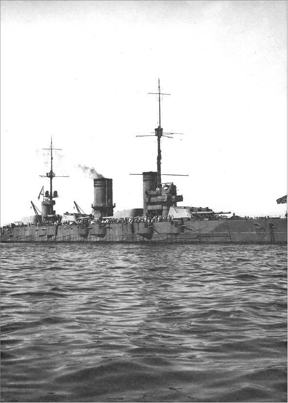 Иллюстрация к книге — Бунтующий флот России. От Екатерины II до Брежнева [i_010.jpg]