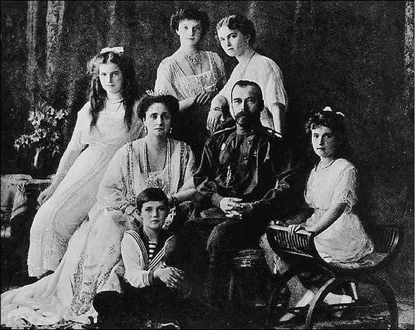 Иллюстрация к книге — В Мраморном дворце [i_032.jpg]