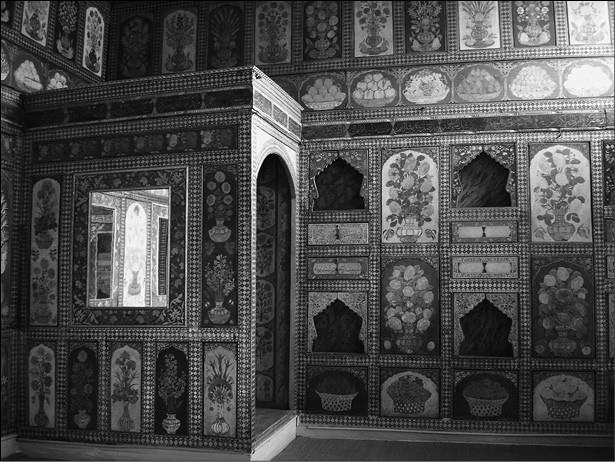 Иллюстрация к книге — 100 великих курьезов истории [i_041.jpg]