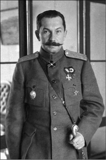 Иллюстрация к книге — Вёшенское восстание [i_026.jpg]