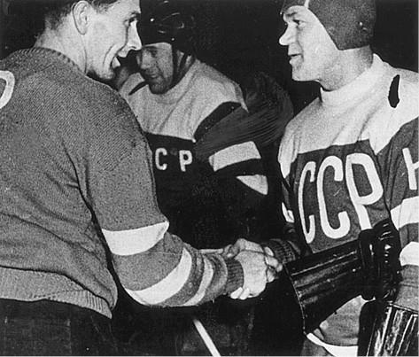 Иллюстрация к книге — 100 великих загадок современности [i_048.jpg]