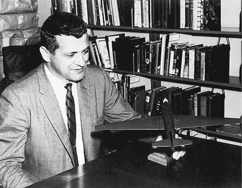 Иллюстрация к книге — 100 великих загадок современности [i_057.jpg]