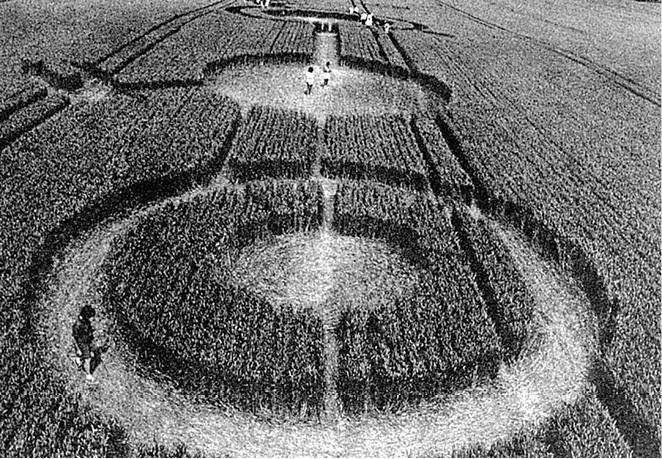 Иллюстрация к книге — 100 великих загадок современности [i_079.jpg]