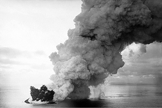 Иллюстрация к книге — 100 великих тайн океана [_28.jpg]