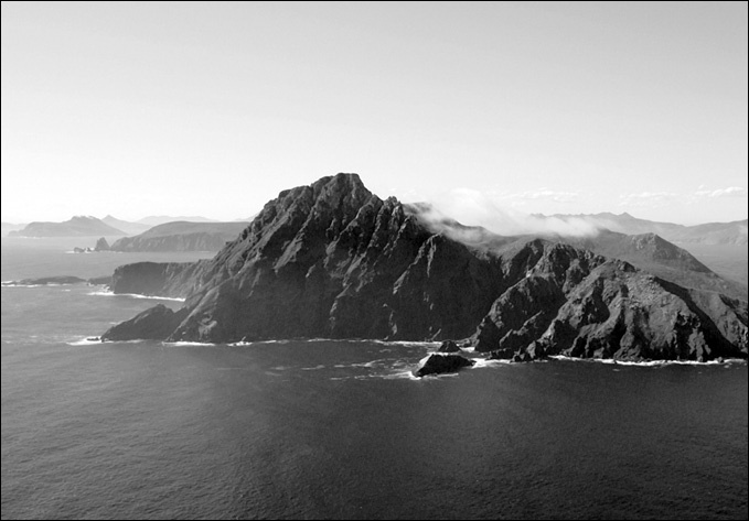 Иллюстрация к книге — 100 великих тайн океана [_81.jpg]