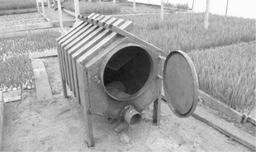 Иллюстрация к книге — Секреты раннего урожая. Все о парниках, теплицах и подготовке семян [i_045.jpg]