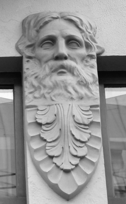 Иллюстрация к книге — Привидения русских усадеб. И не только… [i_018.jpg]