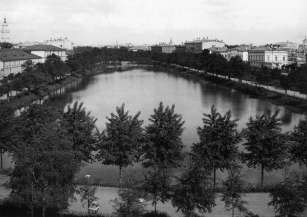 Иллюстрация к книге — Привидения русских усадеб. И не только… [i_099.jpg]