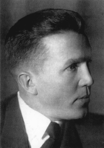 Иллюстрация к книге — 100 великих операций спецслужб [i_046.jpg]